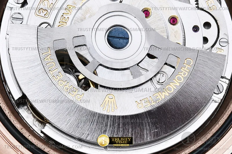 RDD0402M - DayDate 40mm Flt Wt RG/RG M.Brwn/Stk EWE V2 A3255